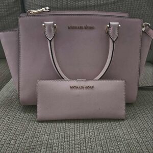 Michael Kors Medium Pink Purse and Wallet
